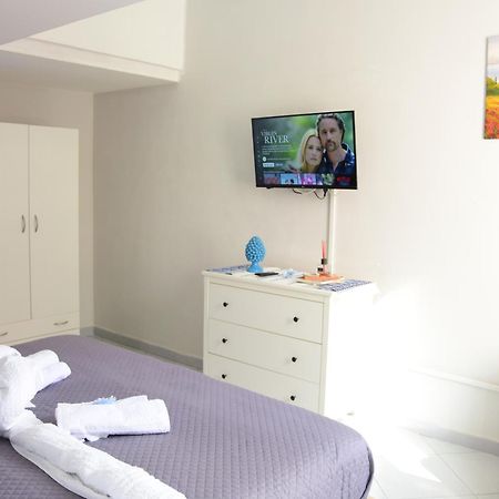 Appartamento Scugnizzella Holiday House Napoli Esterno foto