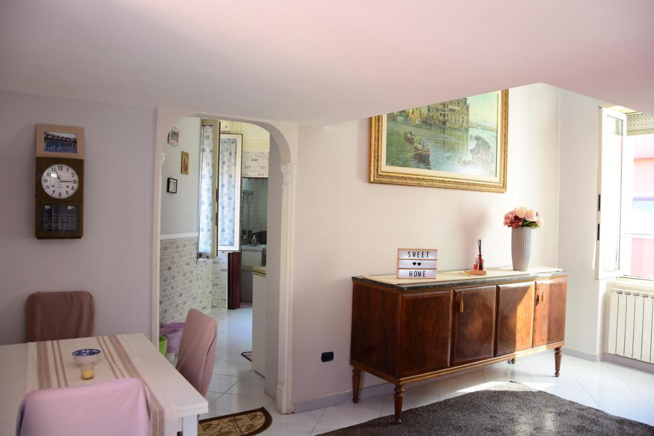 Appartamento Scugnizzella Holiday House Napoli Esterno foto