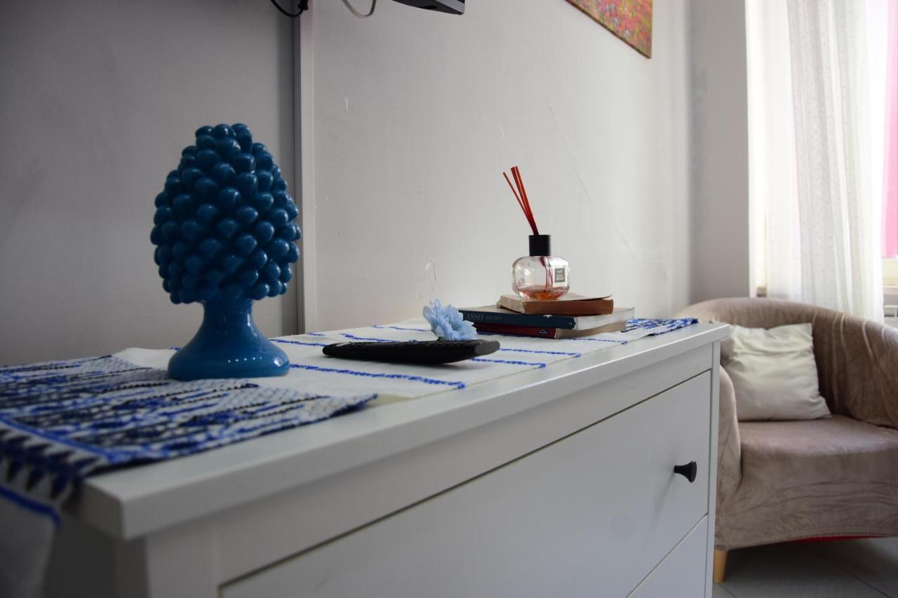 Appartamento Scugnizzella Holiday House Napoli Esterno foto