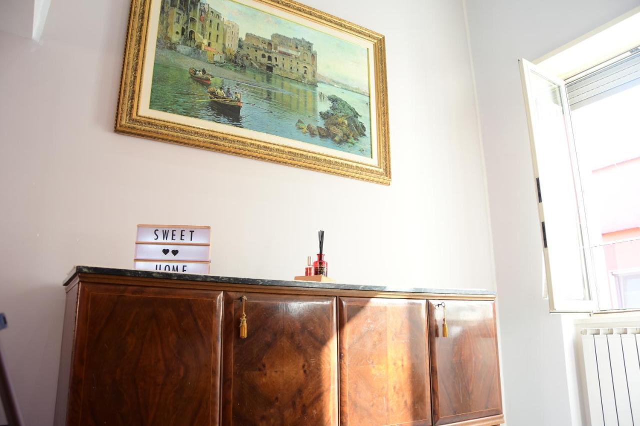 Appartamento Scugnizzella Holiday House Napoli Esterno foto