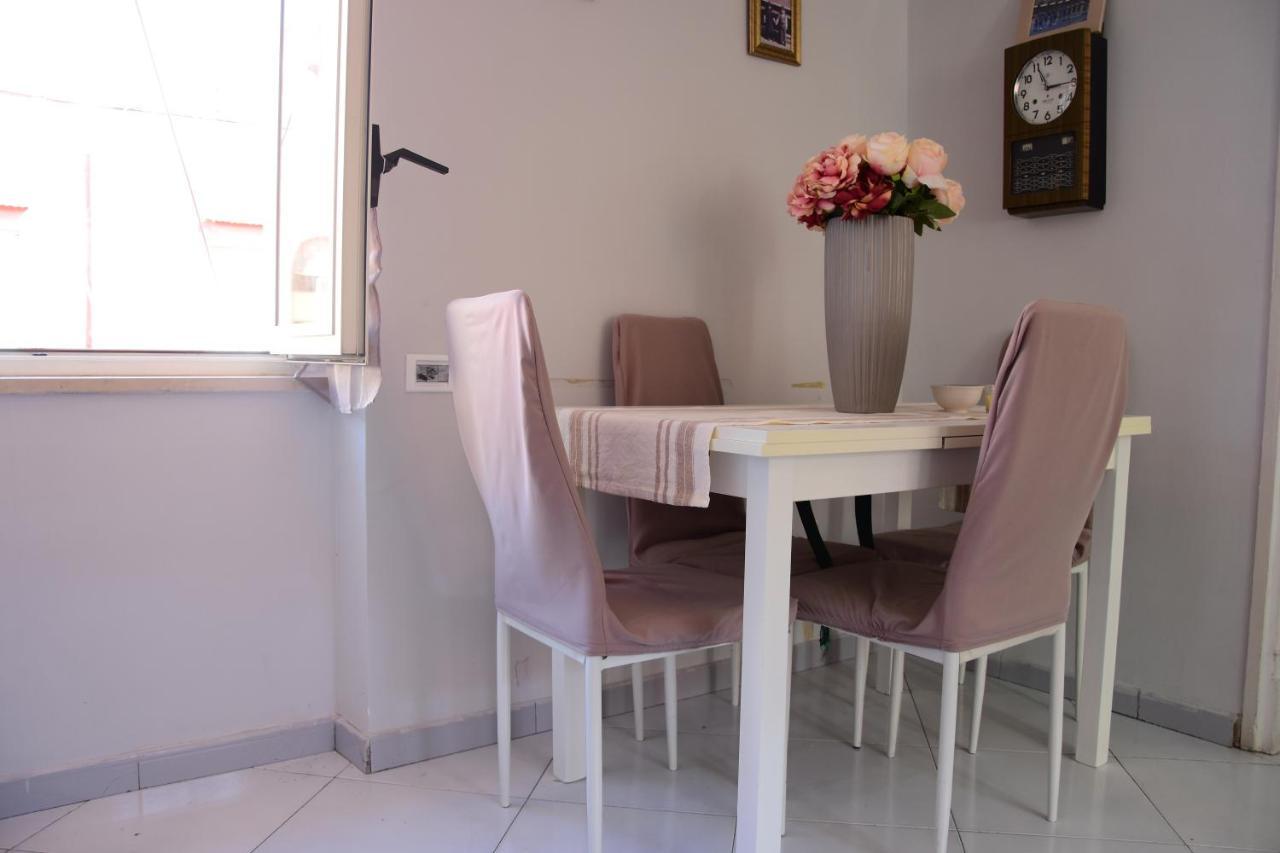 Appartamento Scugnizzella Holiday House Napoli Esterno foto
