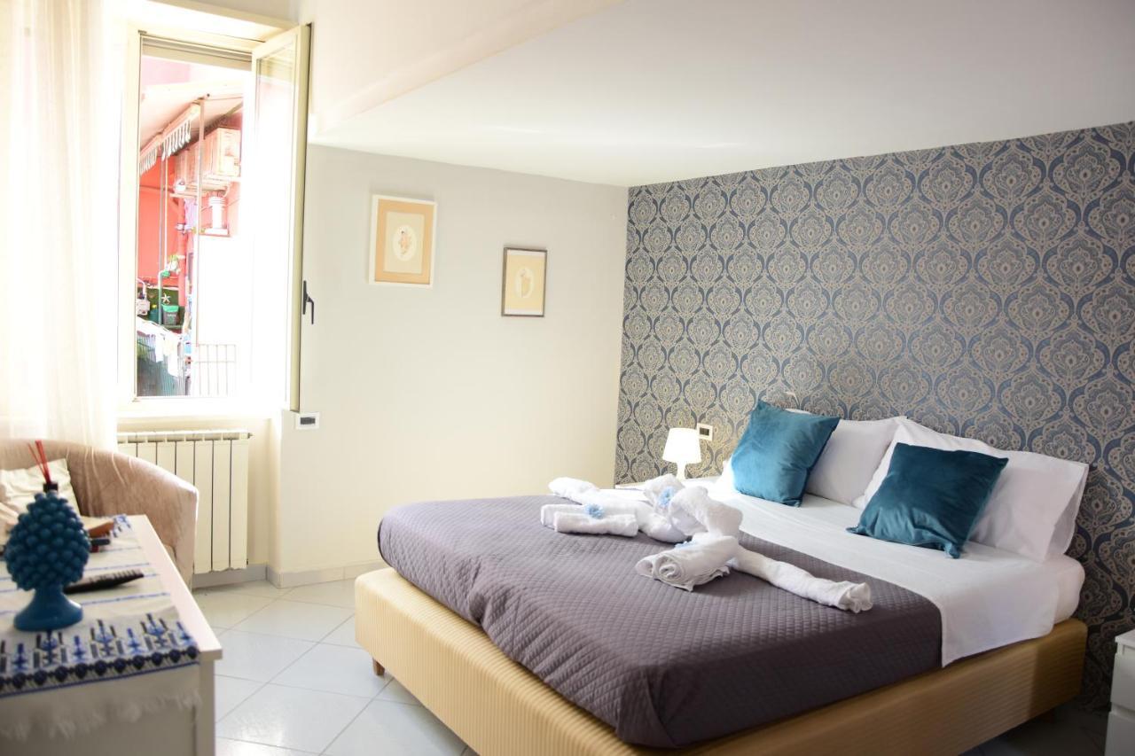 Appartamento Scugnizzella Holiday House Napoli Esterno foto