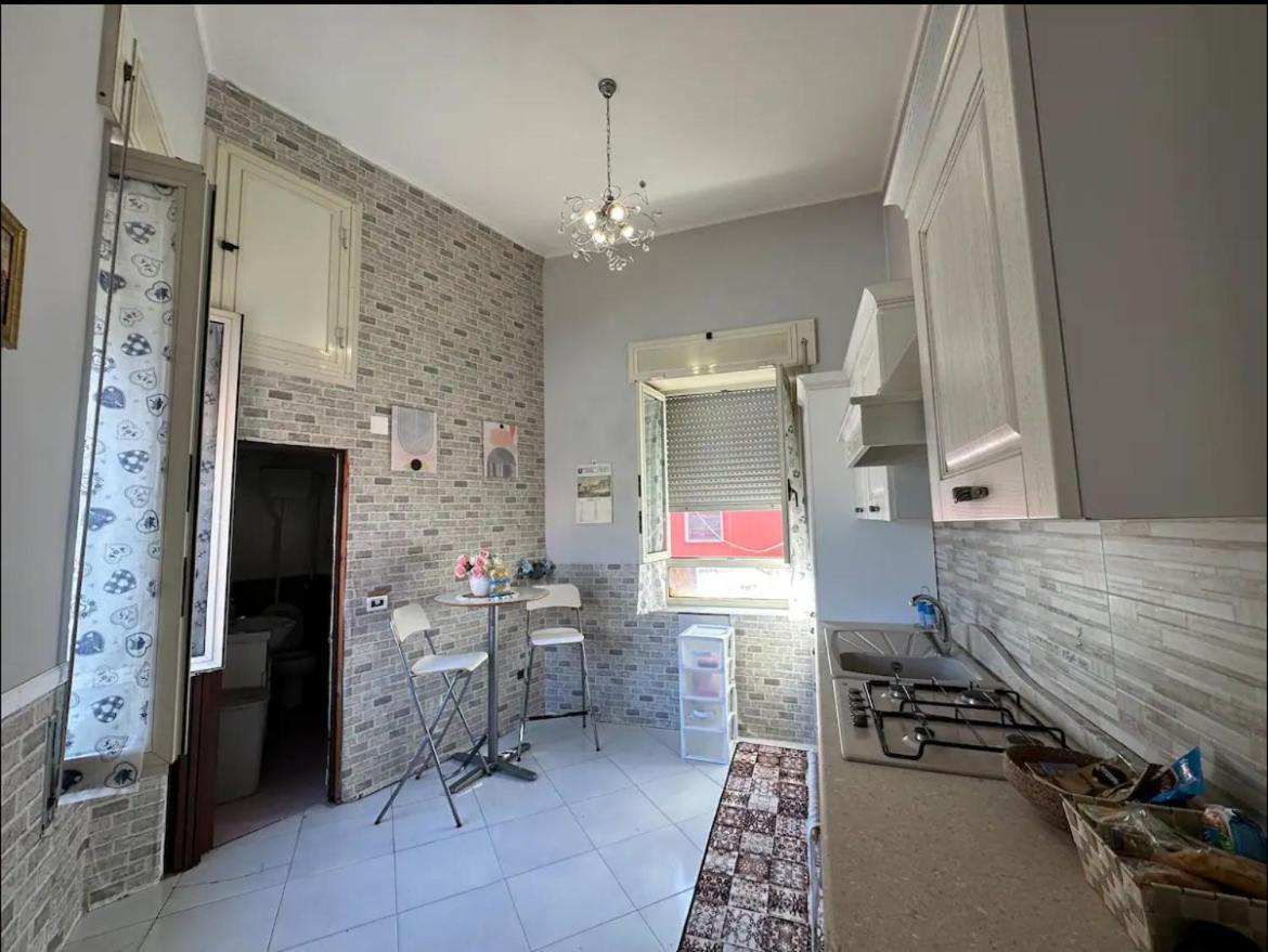 Appartamento Scugnizzella Holiday House Napoli Esterno foto